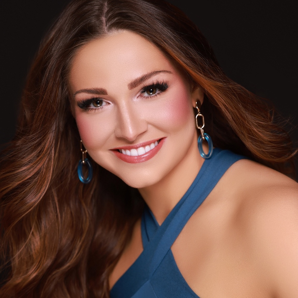 Meet your Posher, Abigail